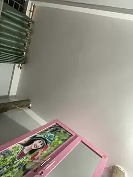 Pyy07 online show from November 2025 01:23:02 PM