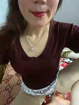 Pyy07 online show from November 2025 12:32:01 PM