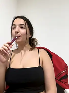 MissMay online show from October 2025 04:06:02 PM