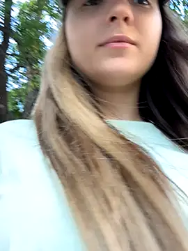 MissMay online show from September 2025 02:50:02 PM