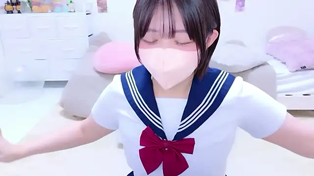 Hinata Sun online show from June 2026 12:54:02 PM
