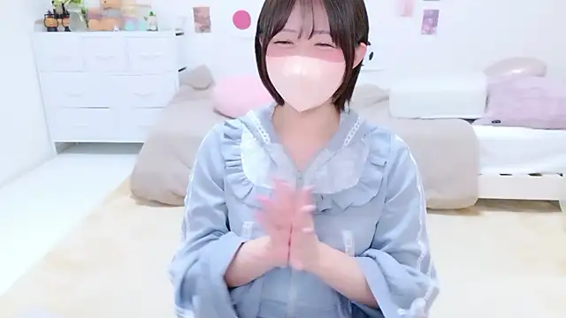 Hinata Sun online show from June 2026 12:10:02 PM