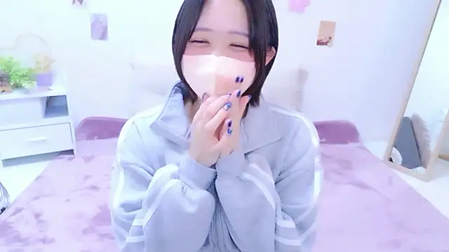 Hinata Sun online show from June 2026 06:02:02 PM