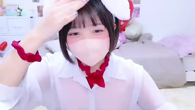 Hinata Sun online show from February 2026 01:33:02 PM