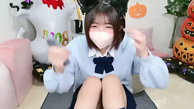 Hinata Sun online show from October 2025 10:38:02 AM