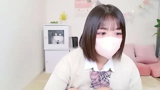 Hinata Sun online show from November 2025 09:03:01 AM