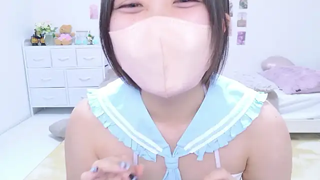 Hinata Sun online show from March 2026 05:51:01 PM