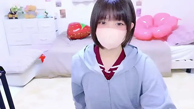 Hinata Sun online show from April 2026 11:50:01 AM