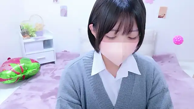 Snapshot of Hinata_Sun chatting on May 2026 06:11:02 AM Hinata Sun online show from May 2026 06:11:02 AM