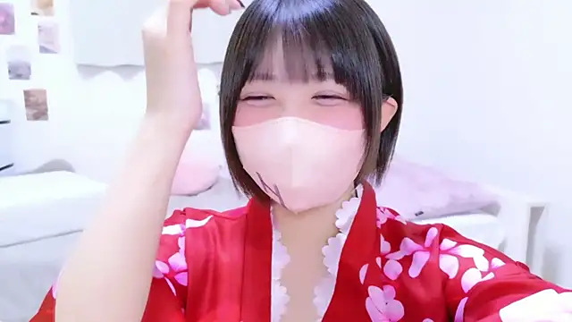 Hinata Sun online show from March 2026 01:25:02 PM