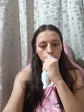 Snapshot of Lahila_ chatting on July 2026 05:21:02 PM Lahila online show from July 2026 05:21:02 PM