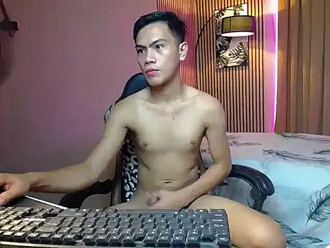 Snapshot of alex_cummer chatting on October 2025 02:38:01 PM alex cummer online show from October 2025 02:38:01 PM