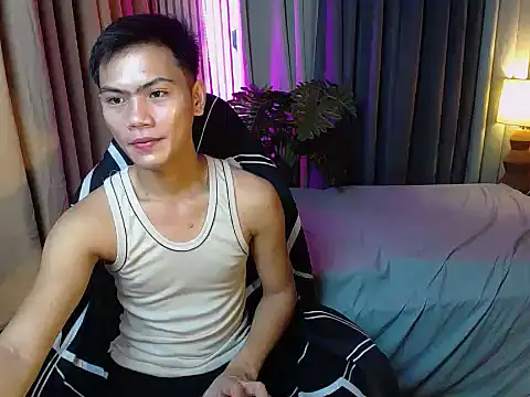 Snapshot of alex_cummer chatting on November 2025 05:14:02 PM alex cummer online show from November 2025 05:14:02 PM