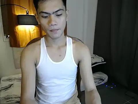 Snapshot of alex_cummer chatting on July 2026 02:46:02 AM alex cummer online show from July 2026 02:46:02 AM