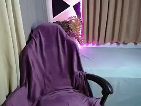 Snapshot of alex_cummer chatting on November 2025 02:43:01 PM alex cummer online show from November 2025 02:43:01 PM