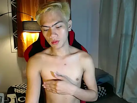 alex cummer online show from April 2026 06:01:02 PM