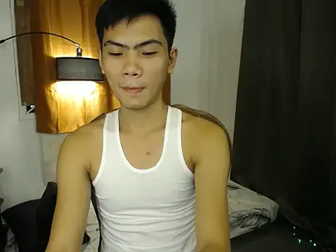Snapshot of alex_cummer chatting on July 2026 02:18:01 AM alex cummer online show from July 2026 02:18:01 AM