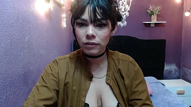 Snapshot of brenda_smile33 chatting on October 2025 01:19:01 PM brenda smile33 online show from October 2025 01:19:01 PM