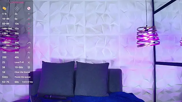 Susyhot  online show from April 2026 03:33:01 AM