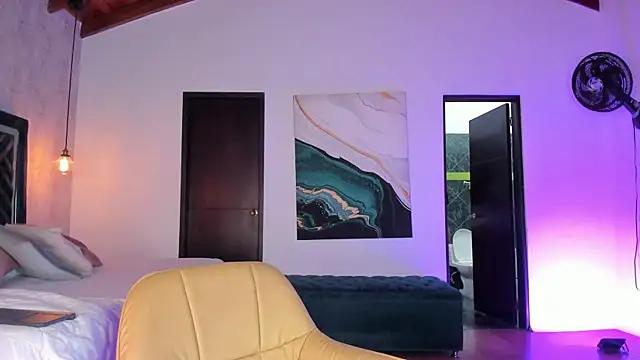 Sofi Moreno online show from September 2025 11:59:01 AM
