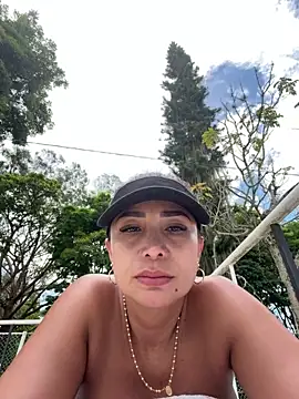 mia mancinii online show from June 2026 06:31:02 PM
