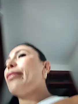 mia mancinii online show from March 2026 11:49:01 PM