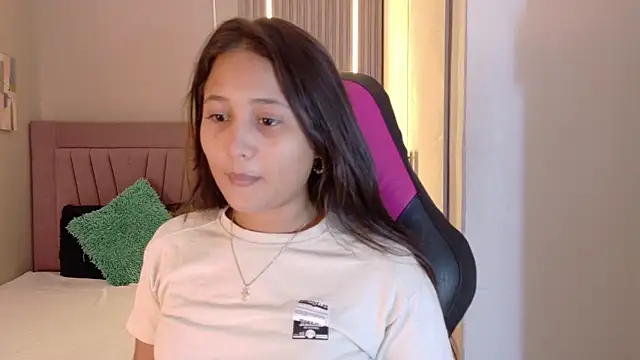 Laly Cherry  online show from November 2025 12:16:02 PM