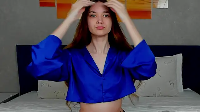 AmadaReine online show from March 2026 04:27:01 AM