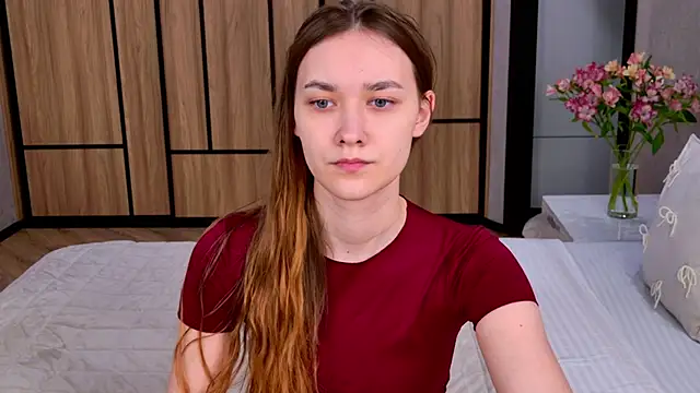 AmadaReine online show from April 2026 04:05:02 AM