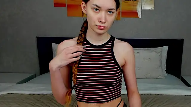 AmadaReine online show from February 2026 04:01:02 AM