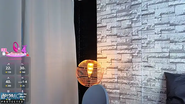 Snapshot of Kiara_Zahiri__ chatting on November 2025 10:59:01 AM Kiara Zahiri online show from November 2025 10:59:01 AM