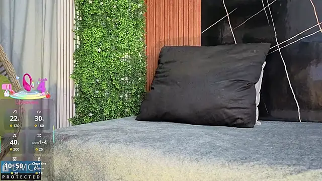 Snapshot of Kiara_Zahiri__ chatting on November 2025 11:03:01 AM Kiara Zahiri online show from November 2025 11:03:01 AM