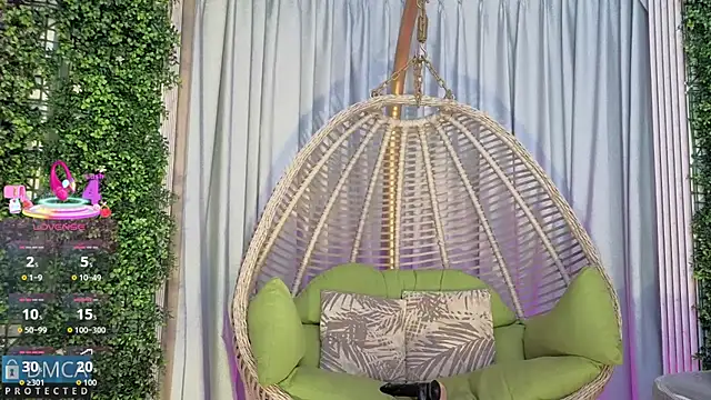 Snapshot of Kiara_Zahiri__ chatting on November 2025 11:03:02 AM Kiara Zahiri online show from November 2025 11:03:02 AM