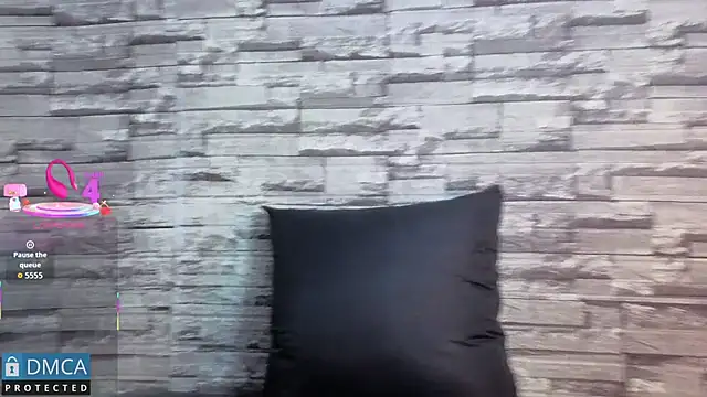 Snapshot of Kiara_Zahiri__ chatting on December 2025 10:54:02 AM Kiara Zahiri online show from December 2025 10:54:02 AM