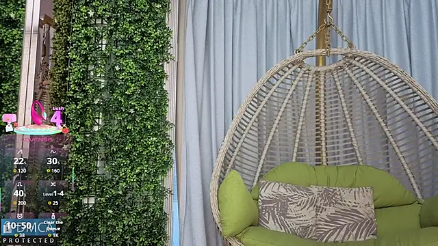 Snapshot of Kiara_Zahiri__ chatting on November 2025 11:04:01 AM Kiara Zahiri online show from November 2025 11:04:01 AM