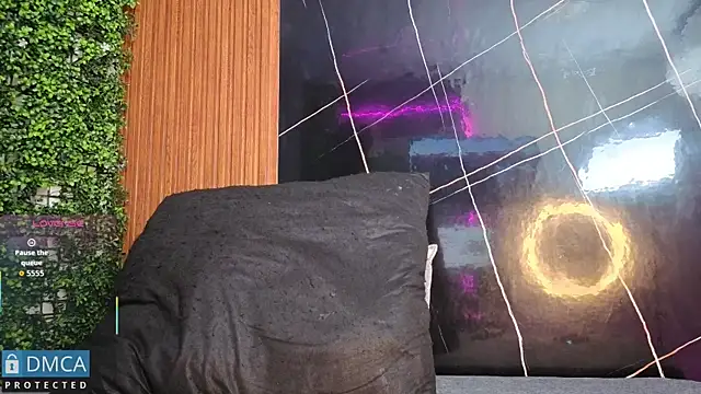 Snapshot of Kiara_Zahiri__ chatting on November 2025 11:14:01 AM Kiara Zahiri online show from November 2025 11:14:01 AM