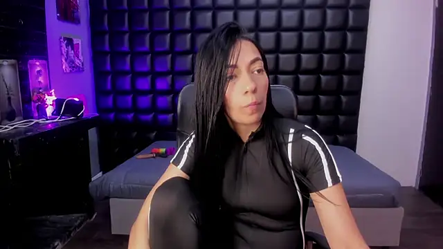 ashlyy sweet  online show from April 2026 04:10:02 PM