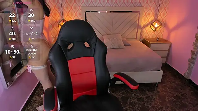 CHRISTY TEIGEN4 online show from January 2026 07:28:02 PM