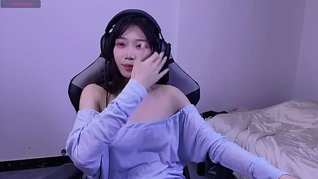 Linbaibai online show from May 2026 03:33:01 PM