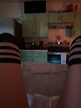 Snapshot of littiekitty chatting on September 2025 03:06:01 PM littiekitty online show from September 2025 03:06:01 PM