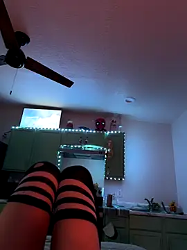 Snapshot of littiekitty chatting on September 2025 03:03:02 PM littiekitty online show from September 2025 03:03:02 PM