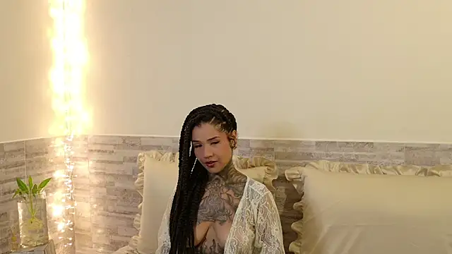 xbigpeach online show from April 2026 10:00:02 PM