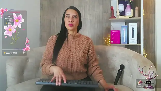 Snapshot of cortney_tayler chatting on November 2025 07:39:01 PM cortney tayler online show from November 2025 07:39:01 PM