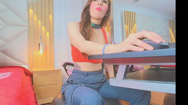 Rose Nichols online show from November 2025 03:10:01 AM