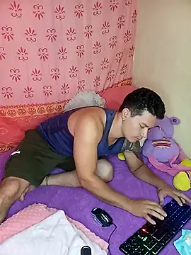 Snapshot of EclipseandFlame chatting on November 2025 02:06:01 PM EclipseandFlame online show from November 2025 02:06:01 PM