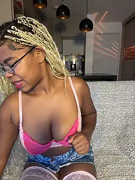 Sweet-Jade online show from November 2025 10:24:01 PM