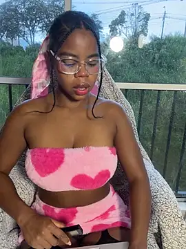 Sweet-Jade online show from October 2025 10:29:01 PM
