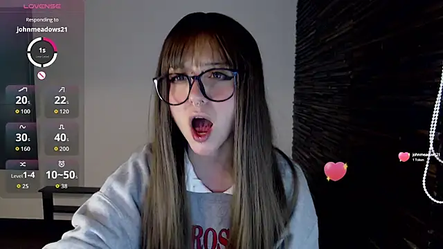 Snapshot of babedooll chatting on September 2025 03:01:02 AM babedooll online show from September 2025 03:01:02 AM