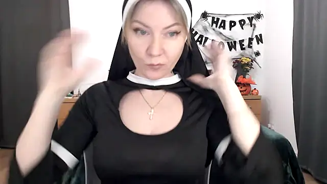 ParadiseAlina online show from October 2025 09:00:01 PM