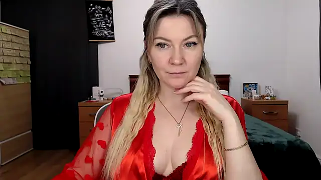 Snapshot of ParadiseAlina chatting on February 2026 07:33:02 PM ParadiseAlina online show from February 2026 07:33:02 PM